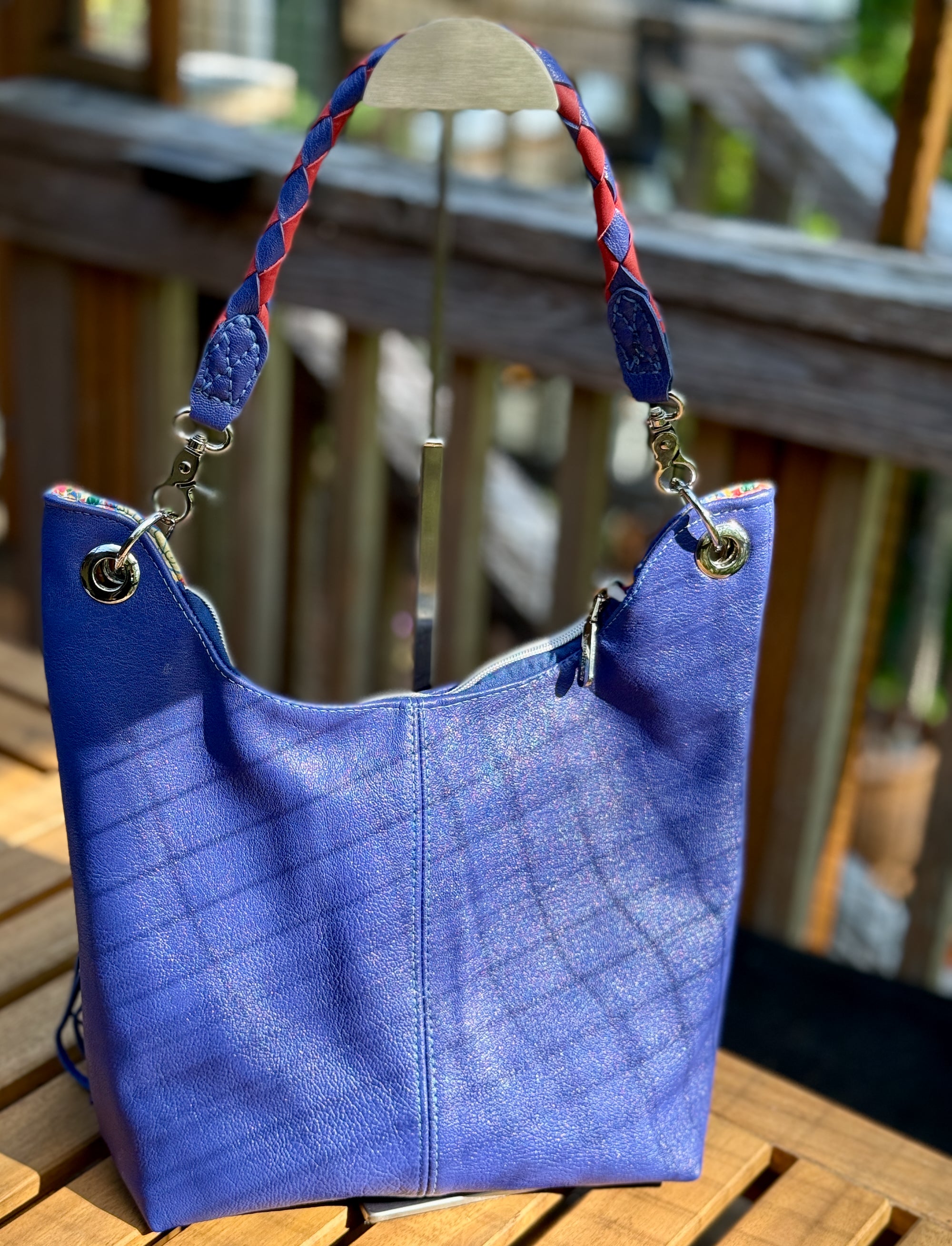 Uptown Swing, leather