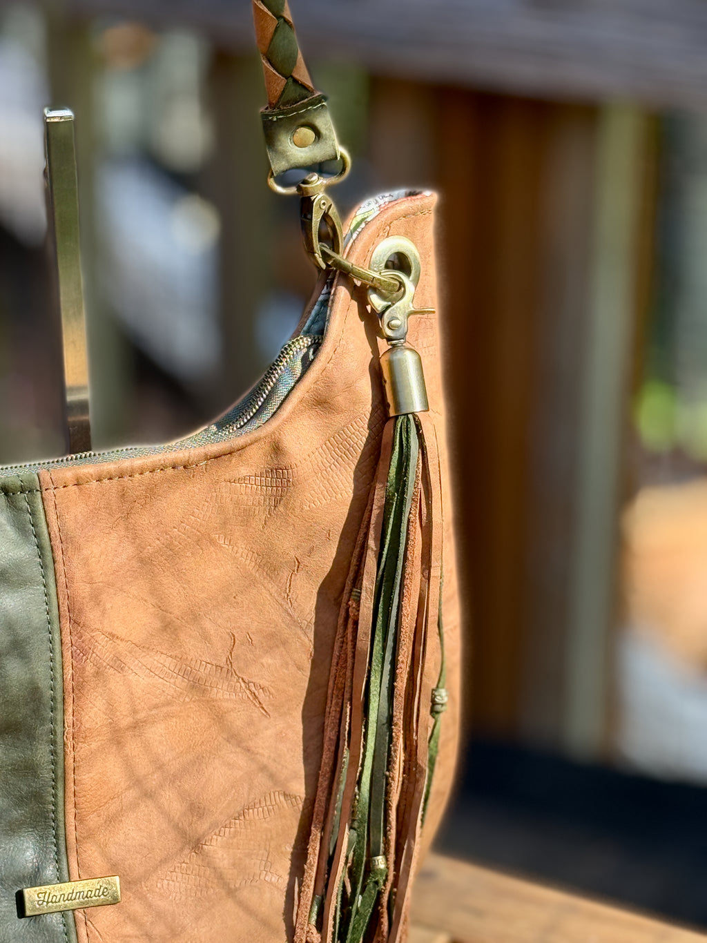 Uptown Swing, leather