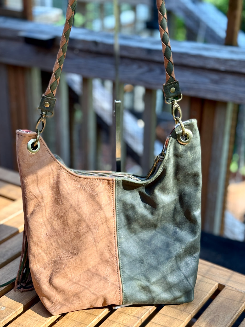 Uptown Swing, leather